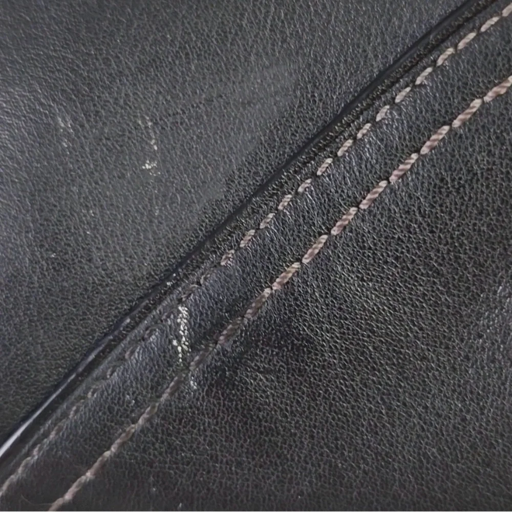 Coach- leather handbag, CLEAN - Picture 3 of 9